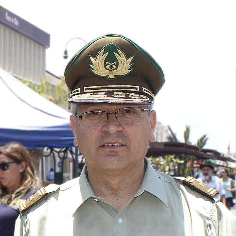 ¡Éxito al nuevo General Director de Carabineros!